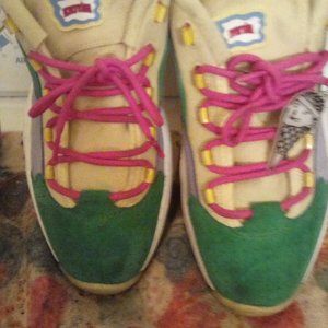 Reebok Ice Cream Iverson  Don't cha hear the muzik???